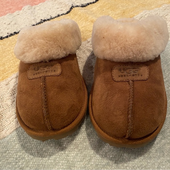 [Ugg] slippers - Picture 3 of 5